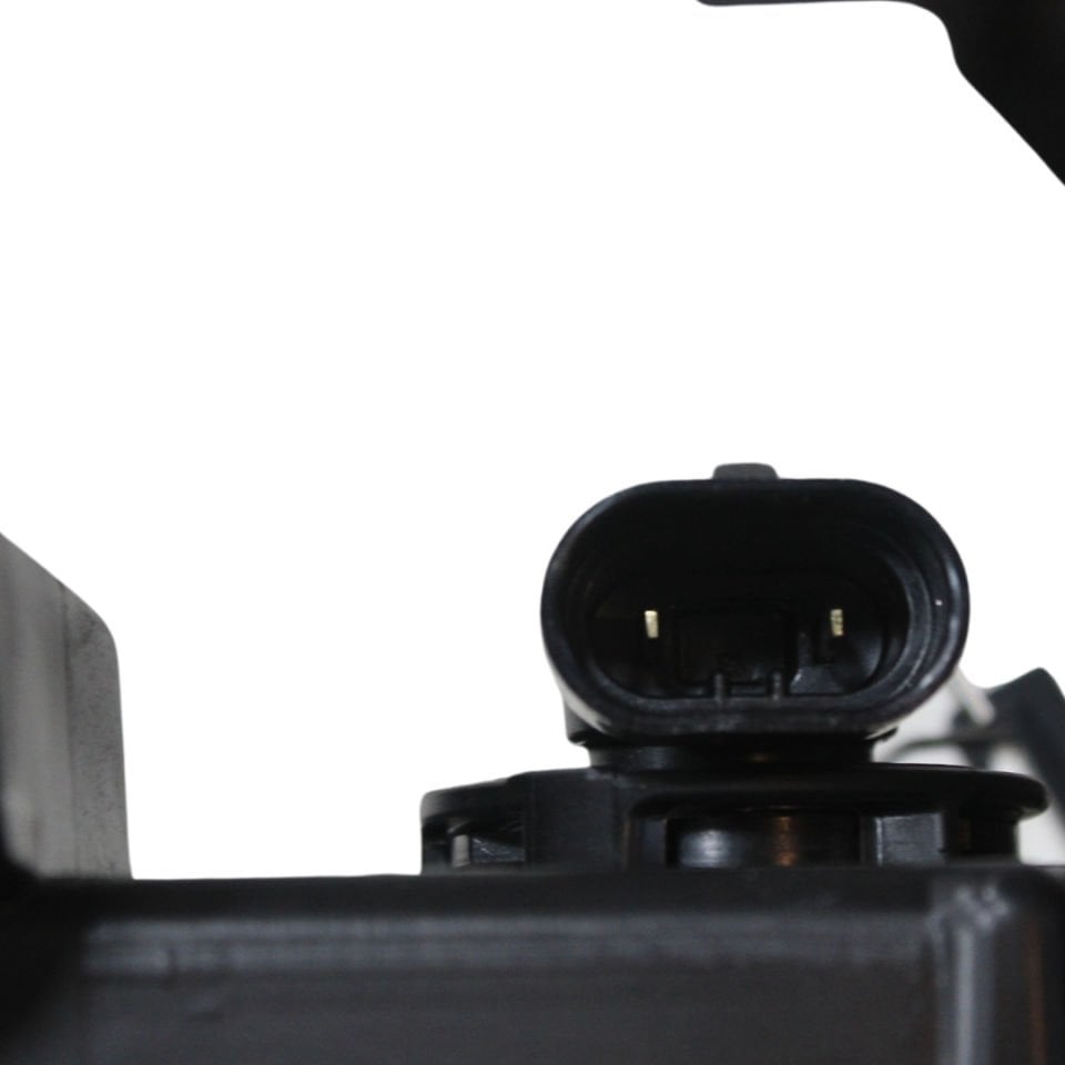 Opel Astra J Sinyalli Sağ Ön Sis Lambası ( 2 Soketli ) - Orijinal 13293619