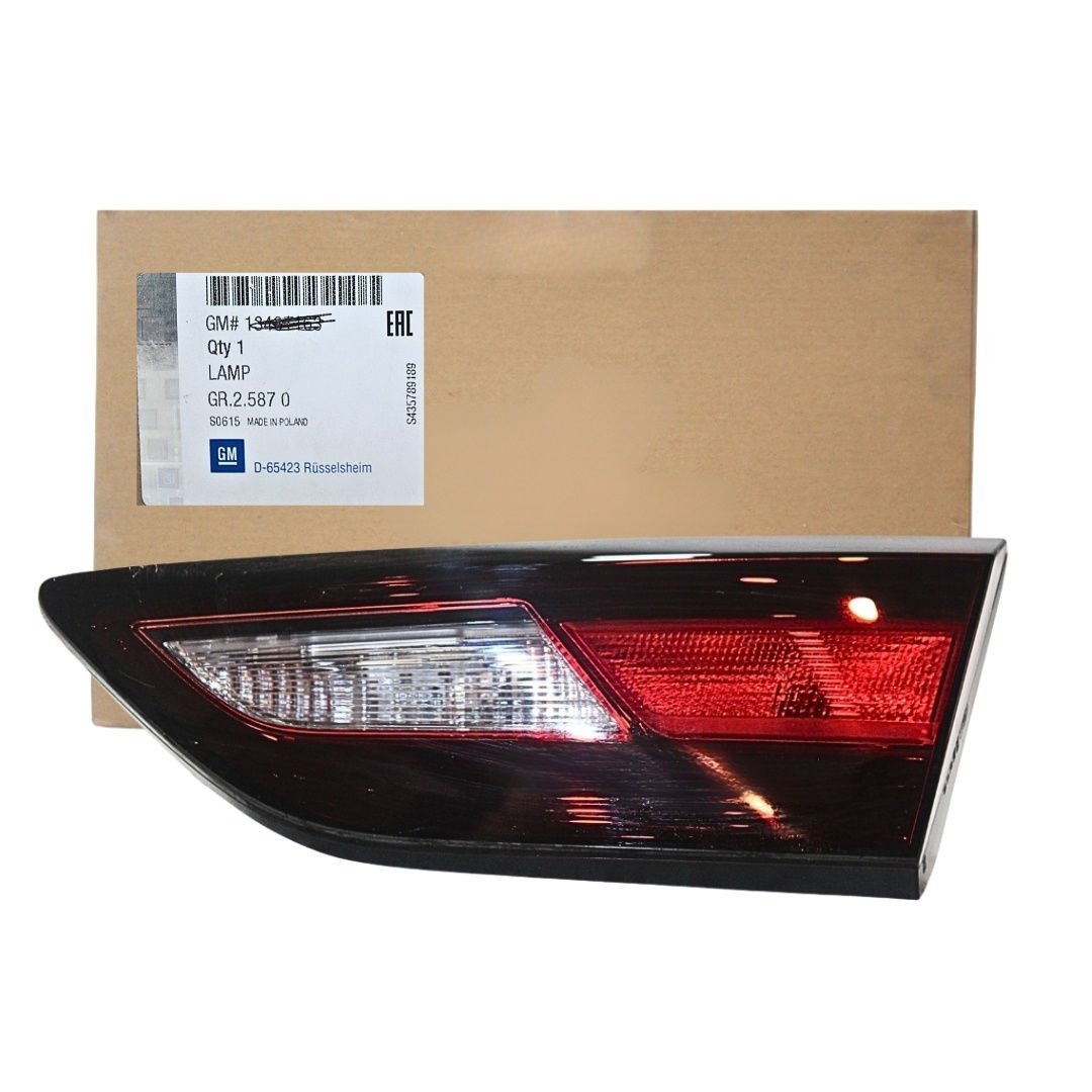 Opel Astra K HB Sağ İç Stop Lambası ( İç Led Aydınlatma Hariç ) - Orijinal 39032989