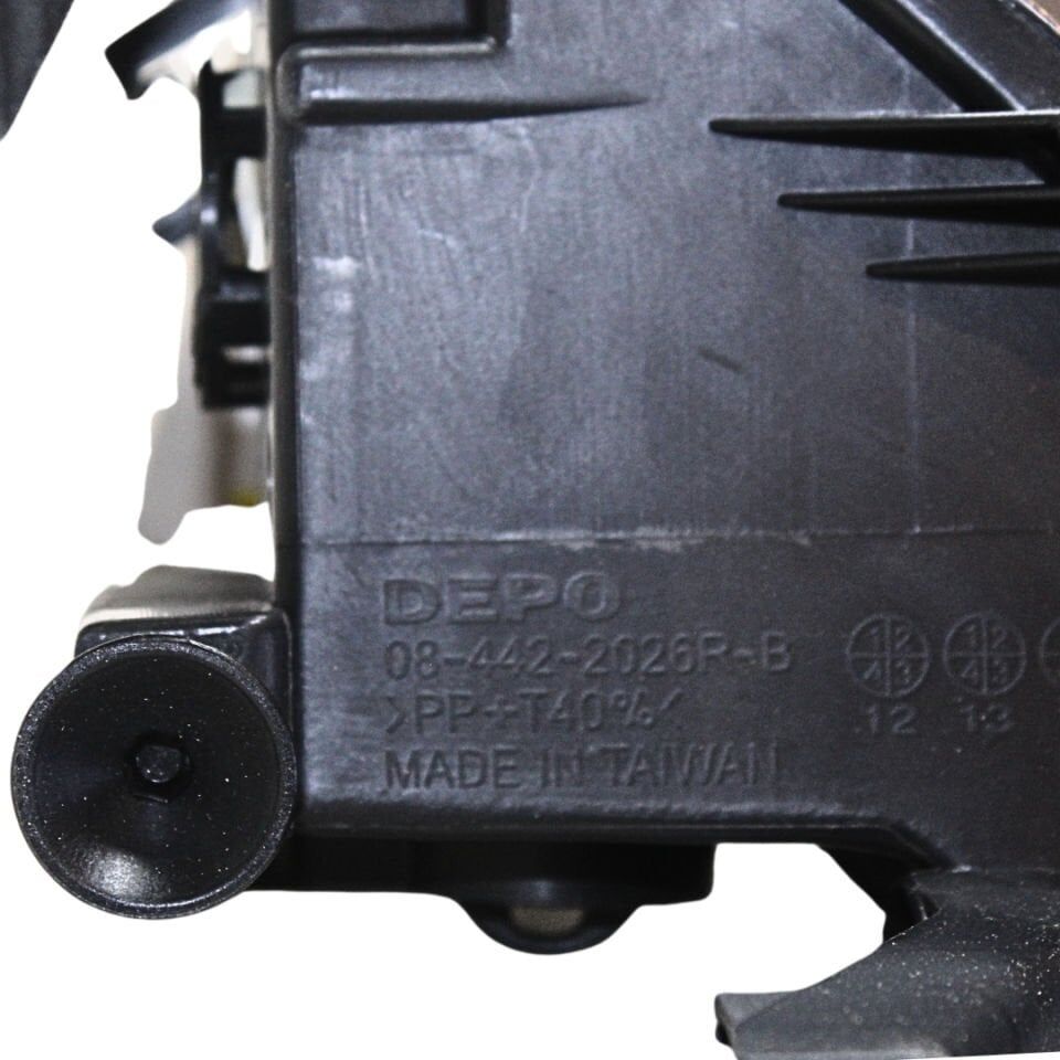 Opel Astra J Sağ Sis Lambası- 2010-- Depo Marka