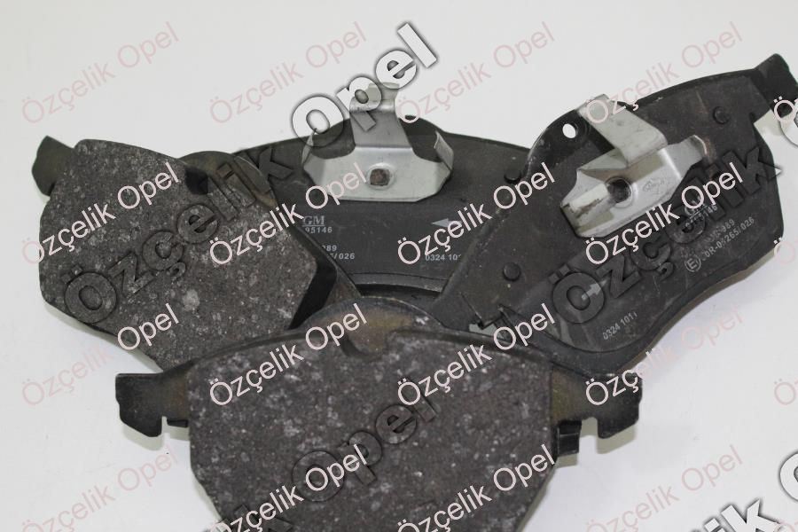 OPEL VECTRA B ÖN BALATA ORJİNAL GM 1605036