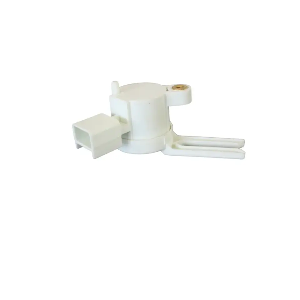 Opel Mokka  A 1.6 Dizel  Debriyaj Şalteri (Fren Müşürü) Orijinal-1239111