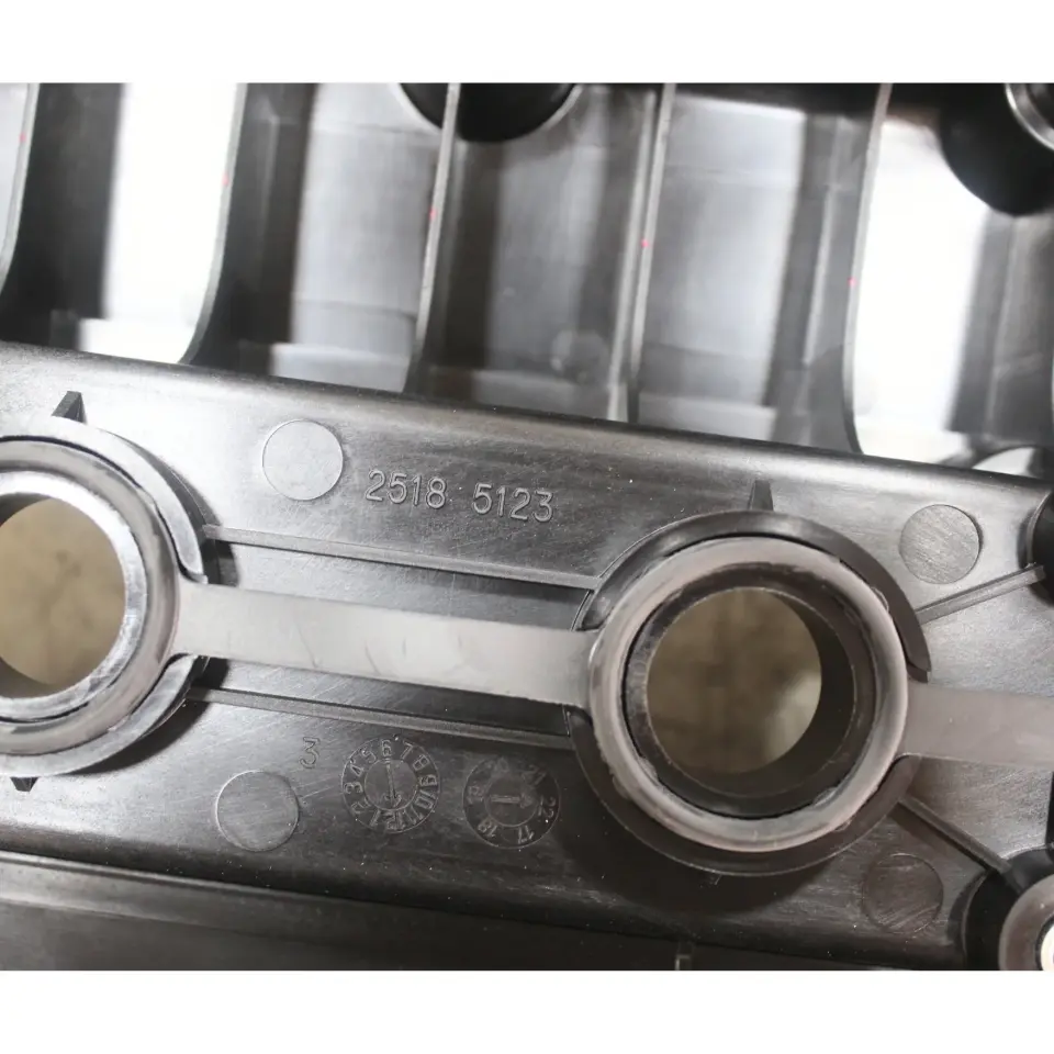 Chevrolet Kalos 1.2  Benzinli Külbütör Kapağı (Motor Üst ) - Orijinal 25192208