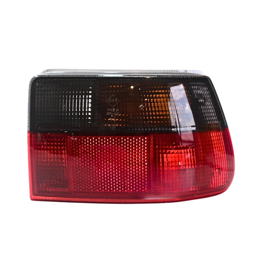 Opel Astra F GSI Sağ Arka Stop Lambası (Koyu) - Orijinal 1223144