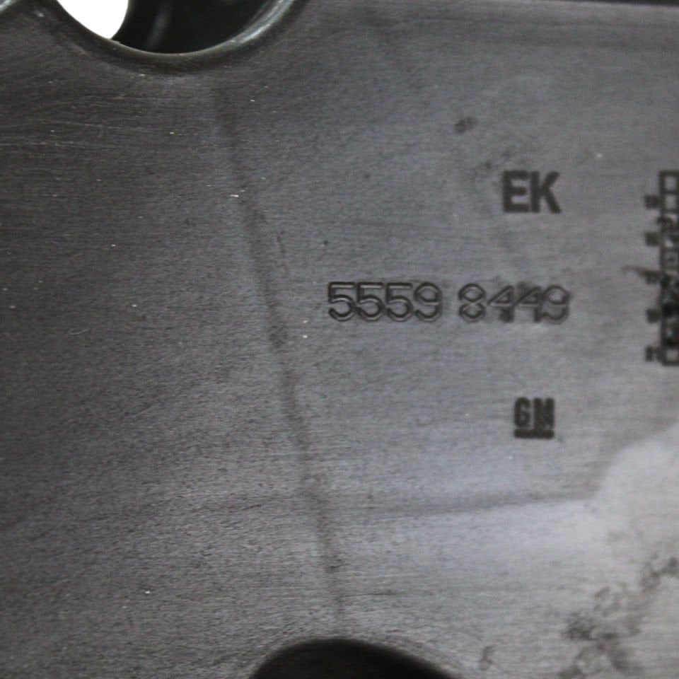 Opel İnsignia B  1.6 Dizel Motor Üst Külbütor Kapağı - Orijinal 5607310