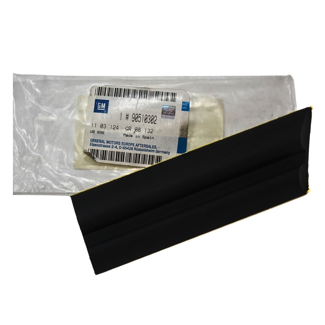 Opel Astra F Sağ Ön Çamurluk Muhafaza Çıtası - Orijinal 90510302